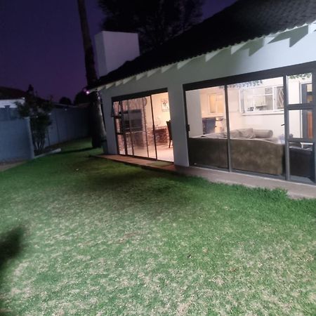 Jazreel B&B Vanderbijlpark Exterior photo